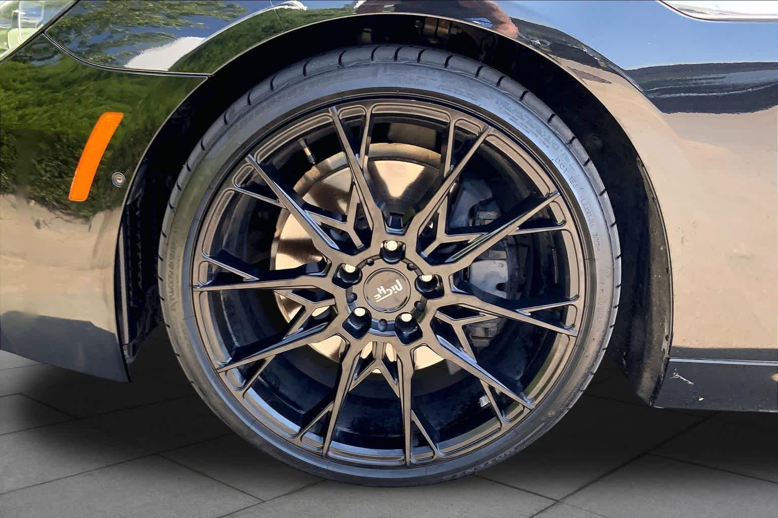 Used 2016 Black Sapphire Metallic BMW 650i image 10