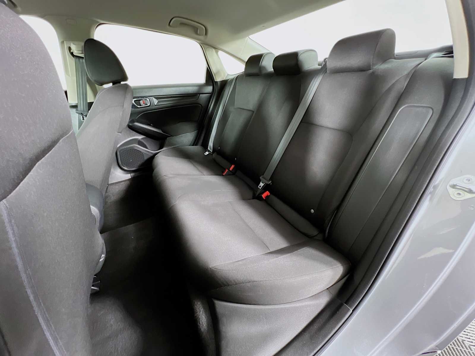 Used 2024 Lunar Silver Metallic Honda LX image 23