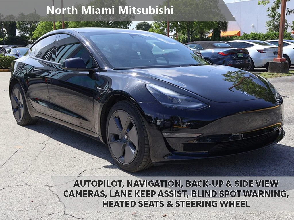 2023 Tesla Model 3 -'s photo