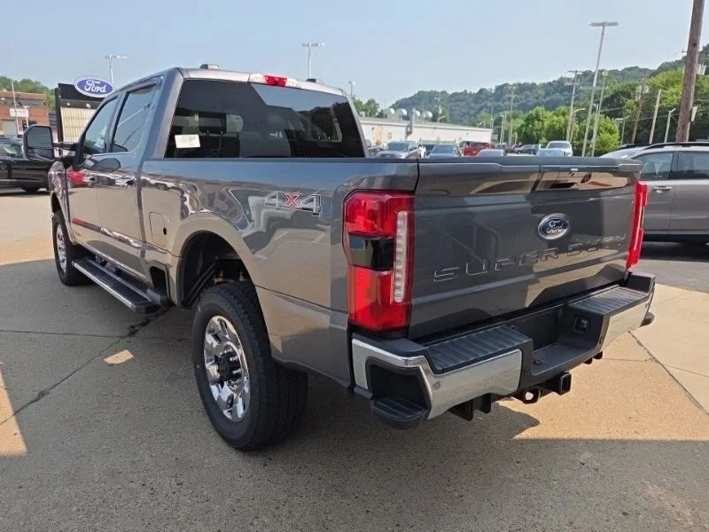 New 2026 Gray Ford Lariat image 5