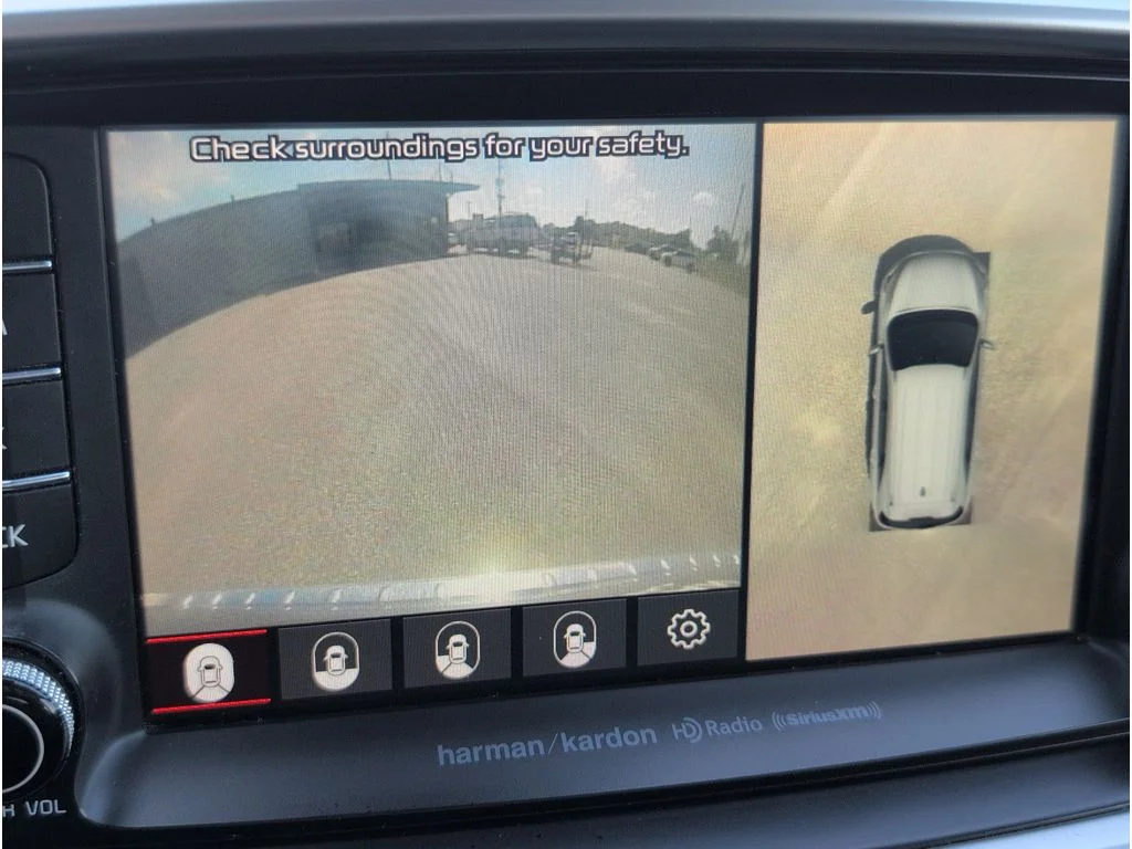 Used 2020 SILVER Kia 4d SUV FWD SX image 15