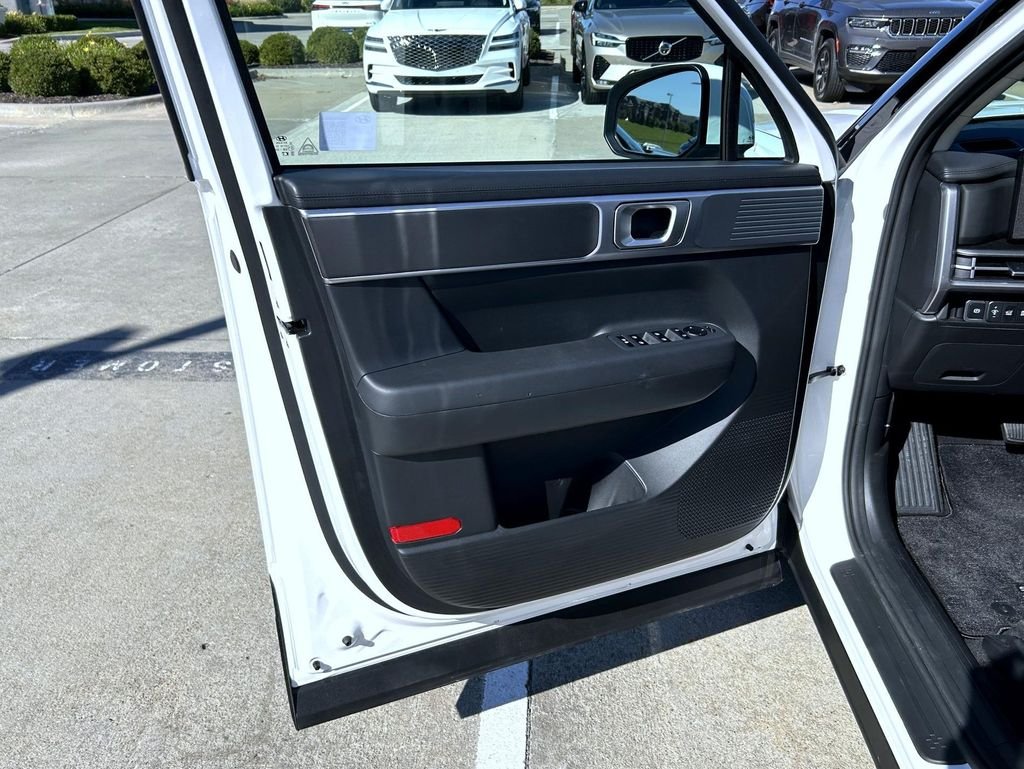 2025 Hyundai Santa Fe SE - Photo 11