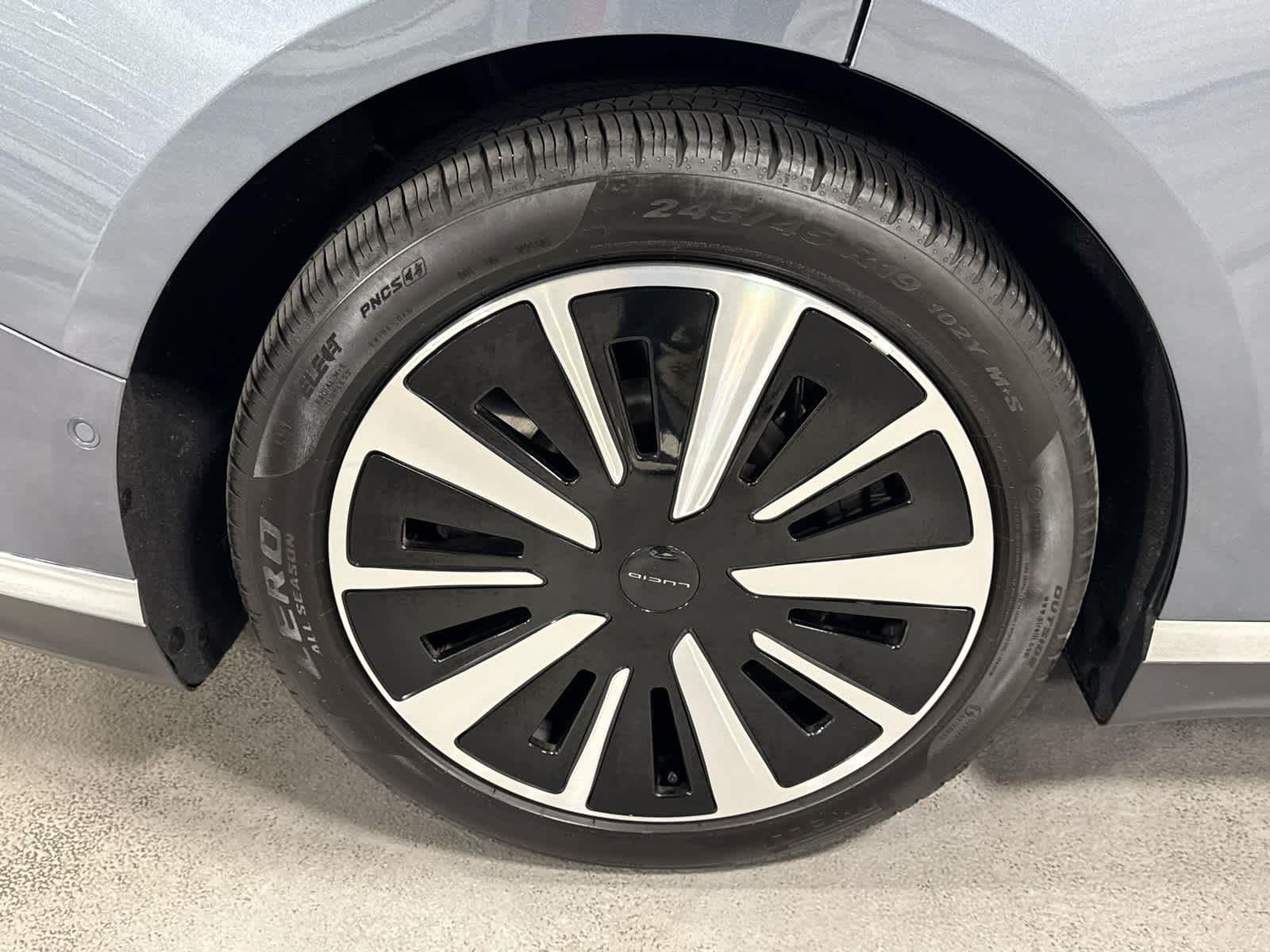 2024 Lucid Air Touring - Photo 15