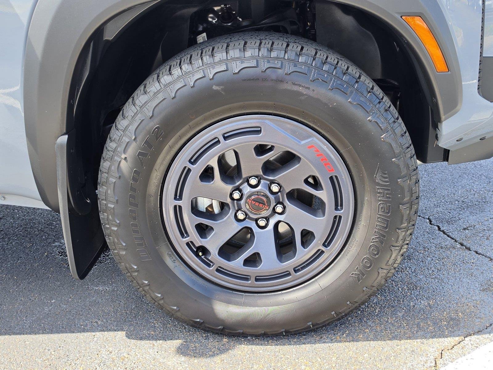 Used 2025 Boulder Gray Pearl Nissan PRO-4X image 36