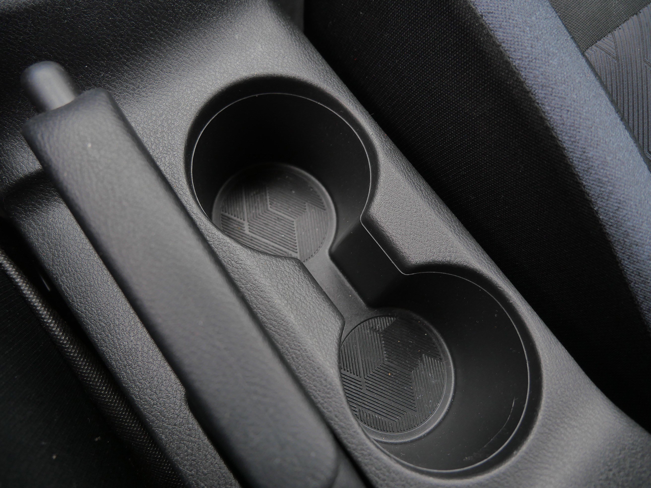 2025 Nissan Versa Sedan SV - Photo 31