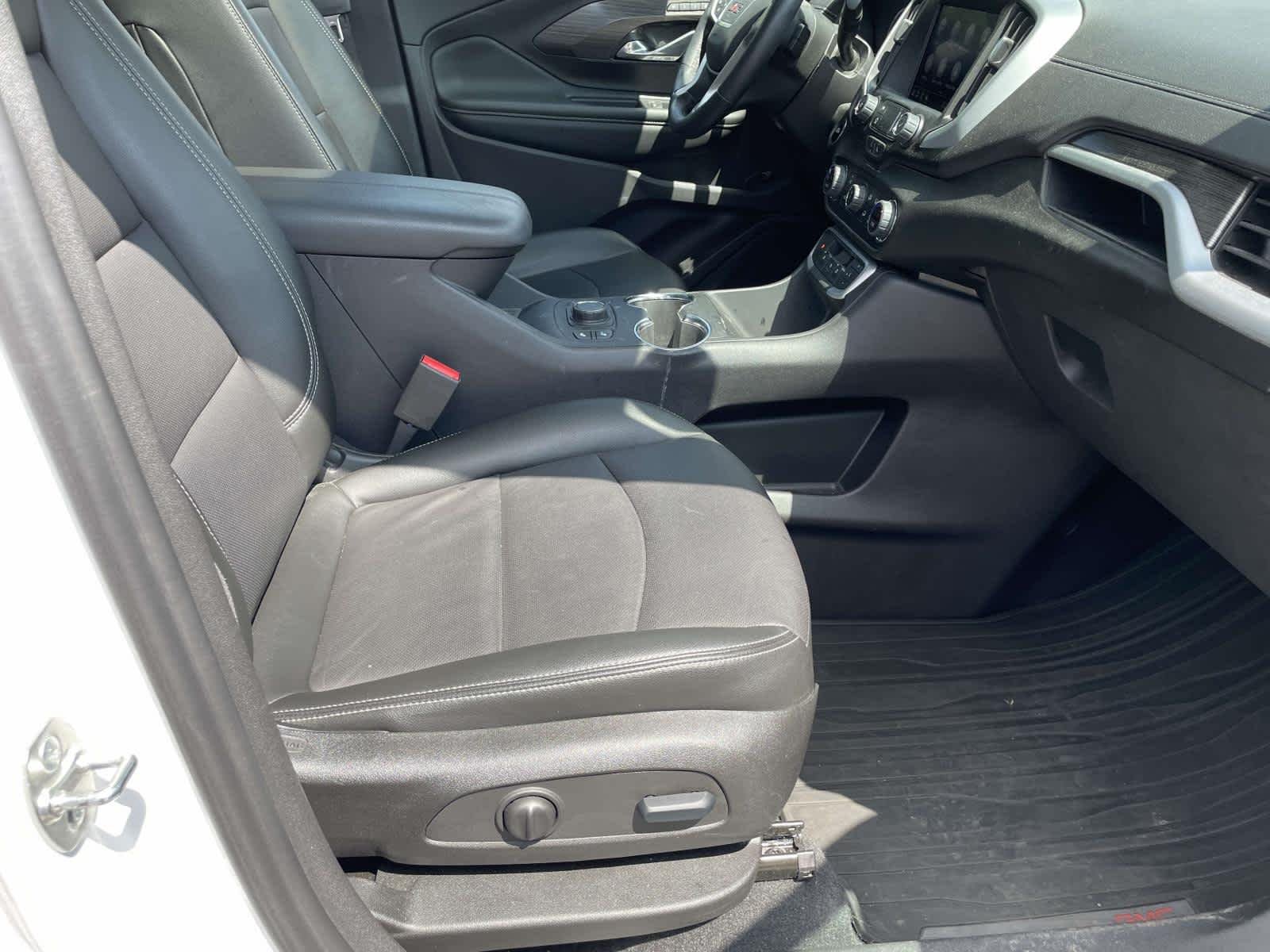 Certified Used 2024 Summit White GMC SLT image 26