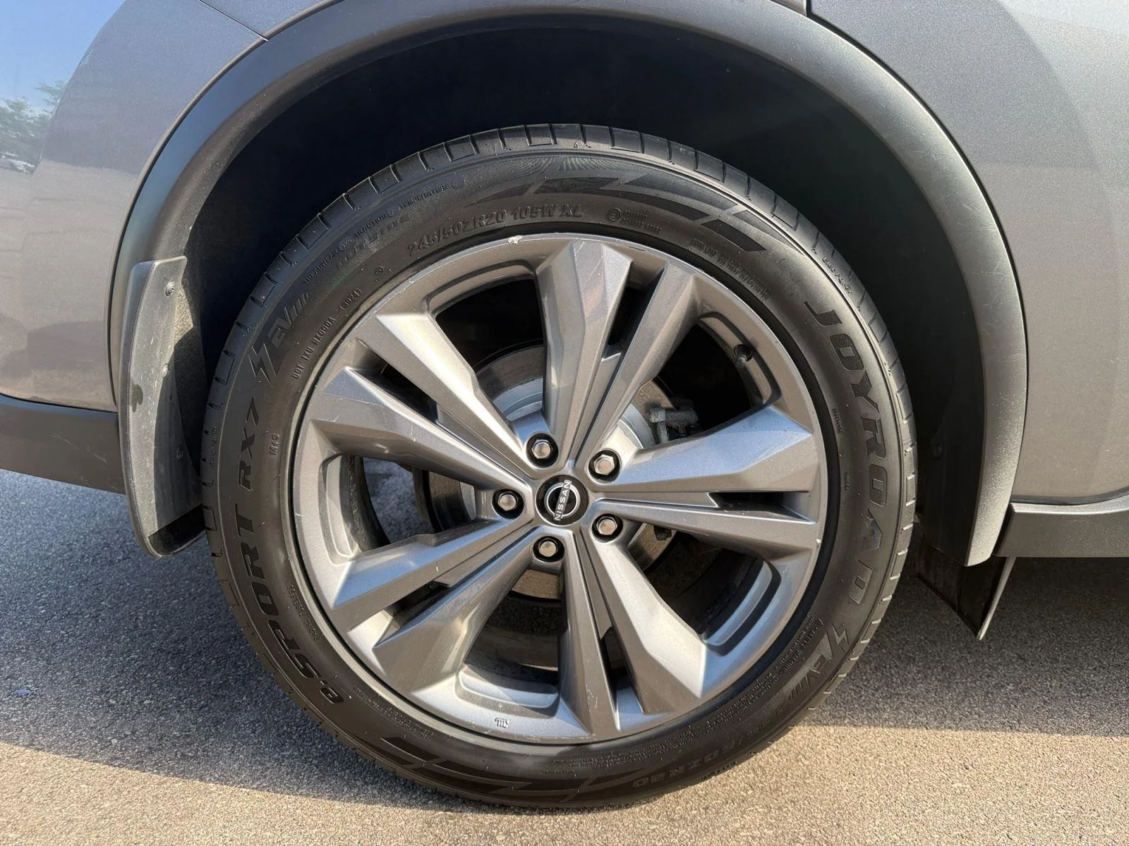 Used 2024 Super Black Nissan Platinum image 30