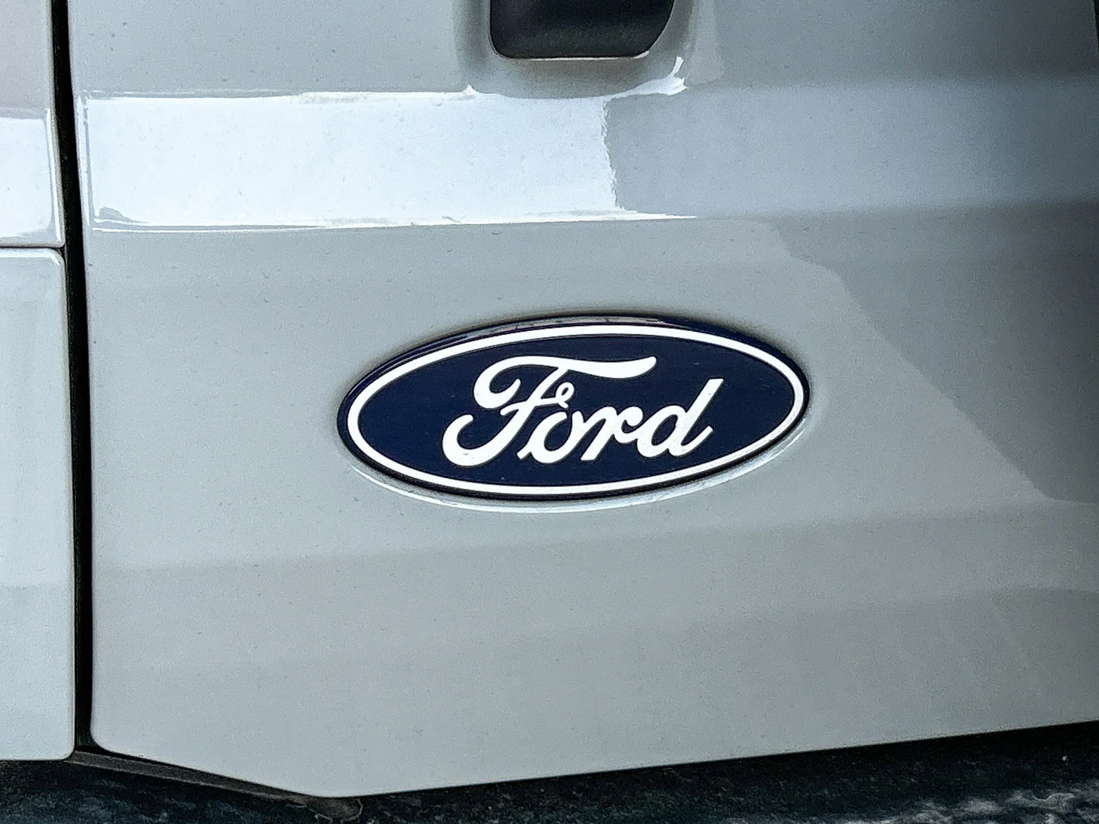 New 2026 Avalanche Gray Ford Heritage Edition image 10