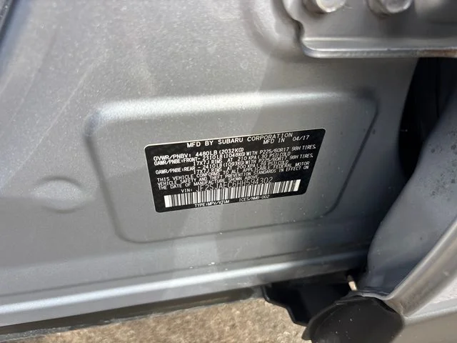 Used 2017 Silver Subaru 2.5i Premium image 36
