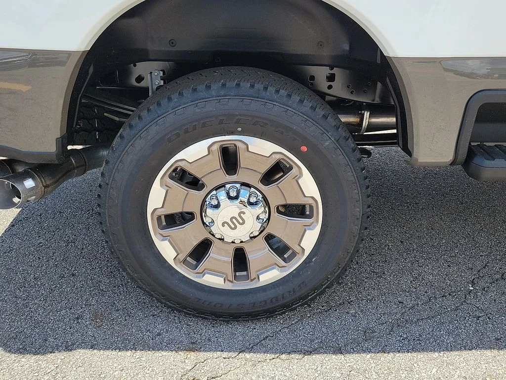New 2026 Star White Metallic Tri-Coat Ford F-250® King Ranch® image 7