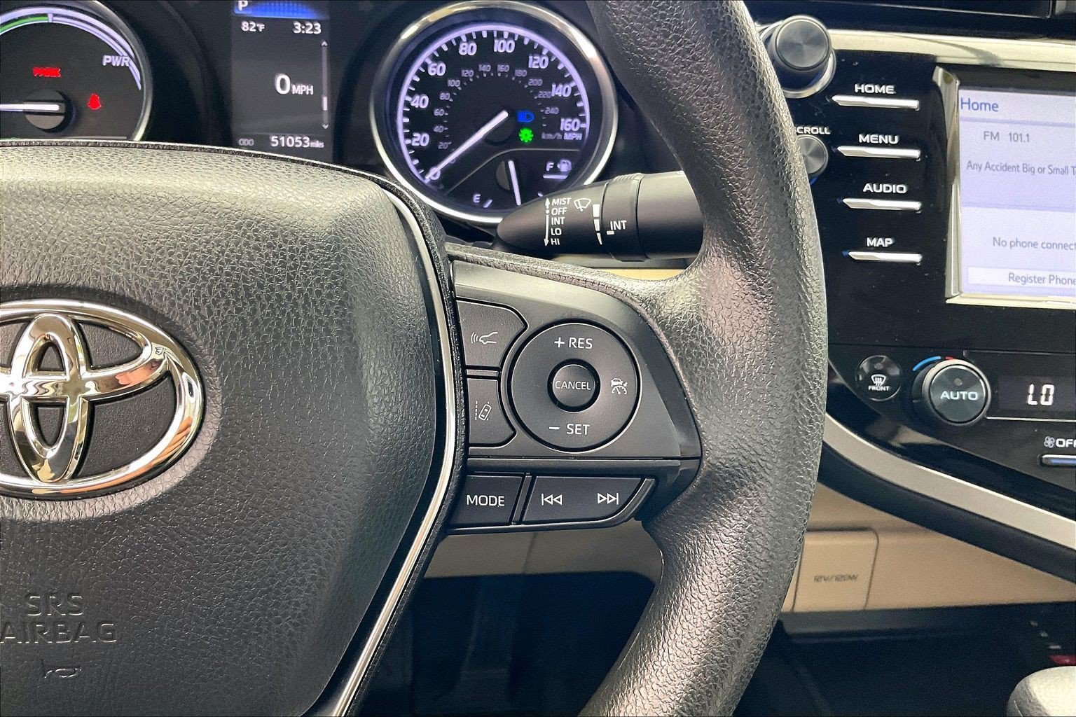 Used 2020 Super White Toyota LE image 22