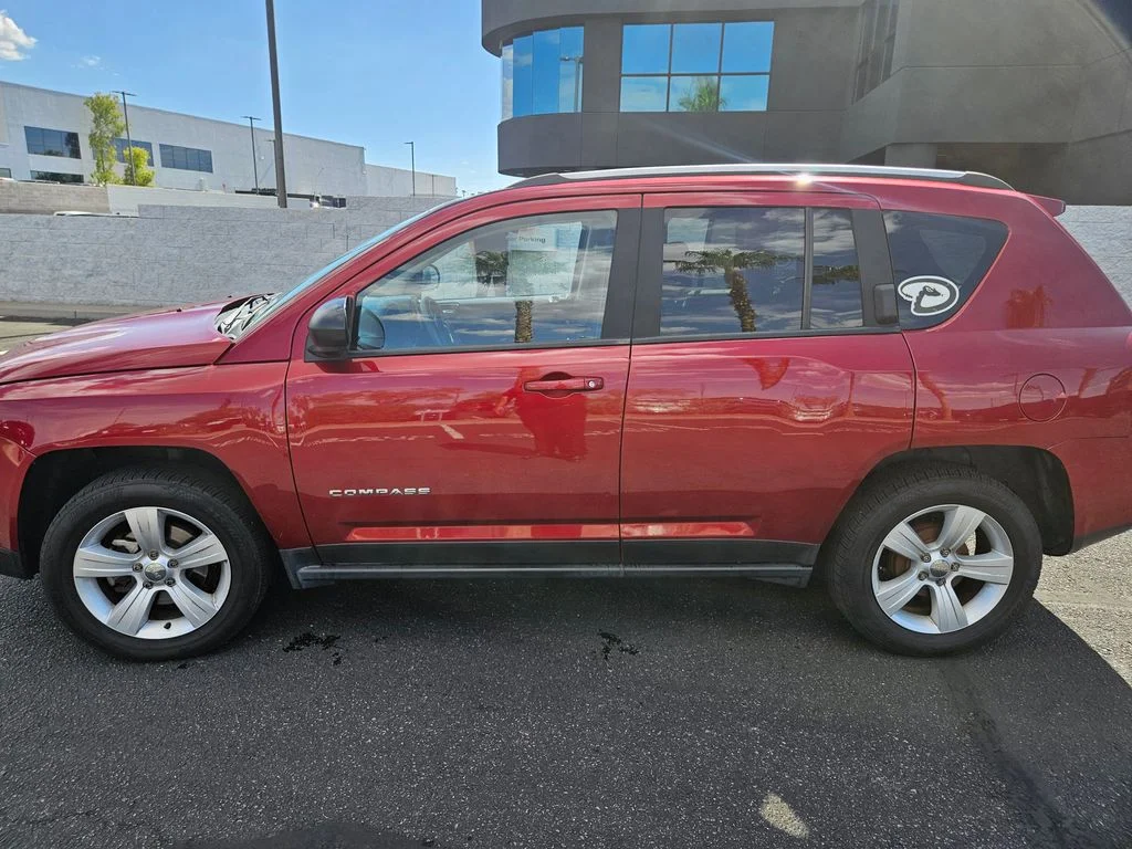 Used 2016 Red Jeep Sport image 8
