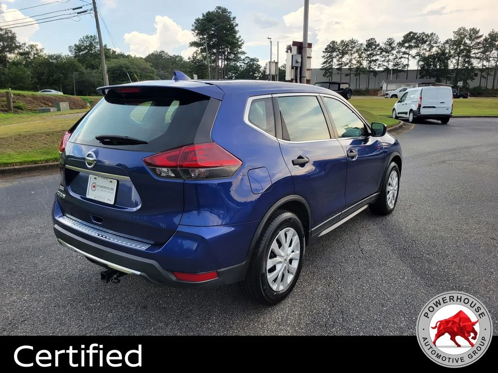 Used 2020 Blue Nissan S image 5