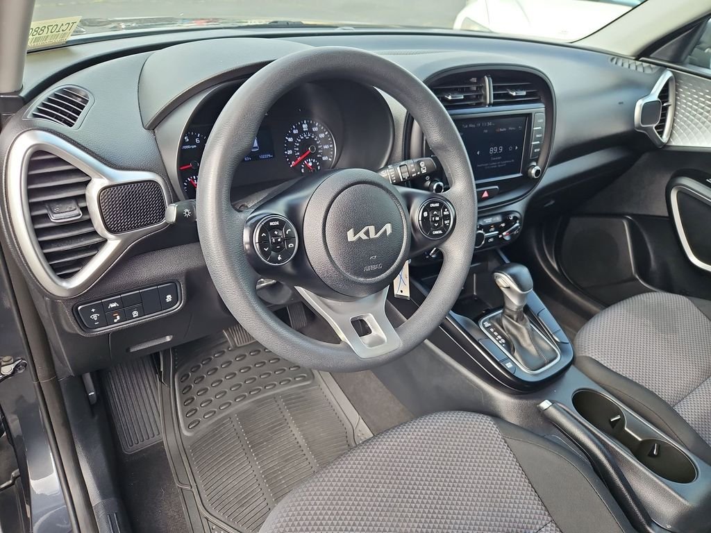 Used 2022 Gravity Gray Kia LX image 12