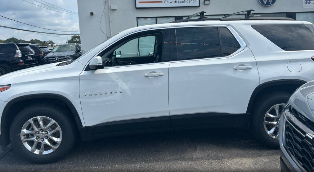 2021 Chevrolet Traverse 3LT - Photo 9