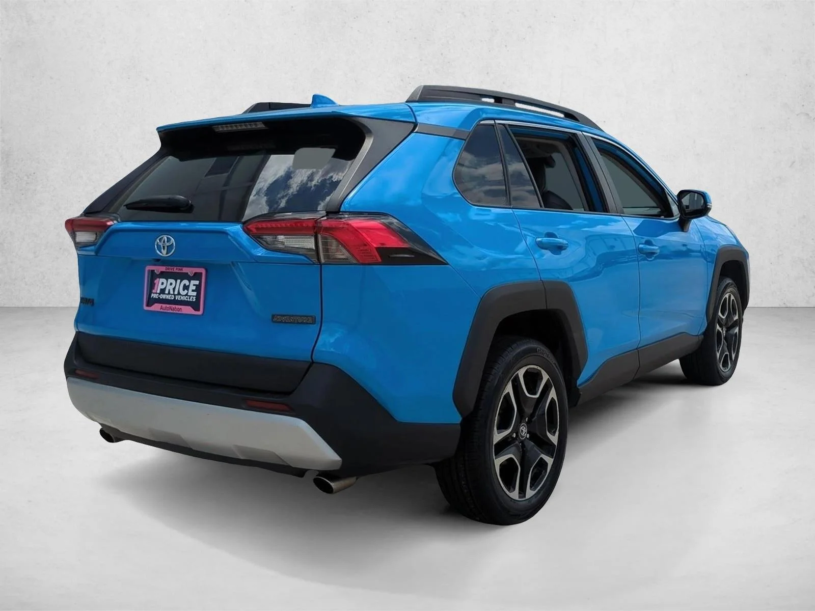 Used 2020 Blue Flame Toyota Adventure image 5