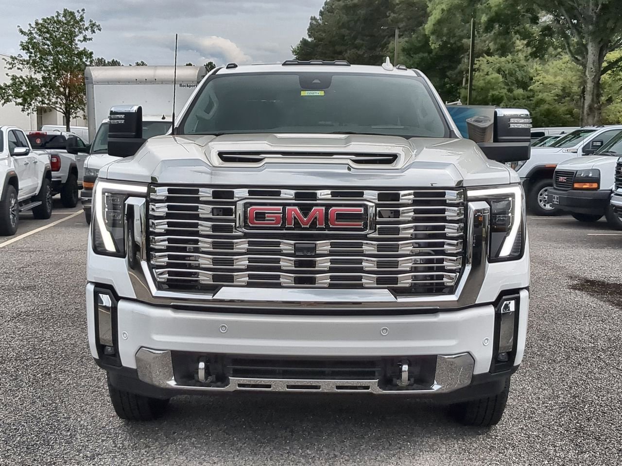 2026 GMC Sierra 3500HD Denali - Photo 3