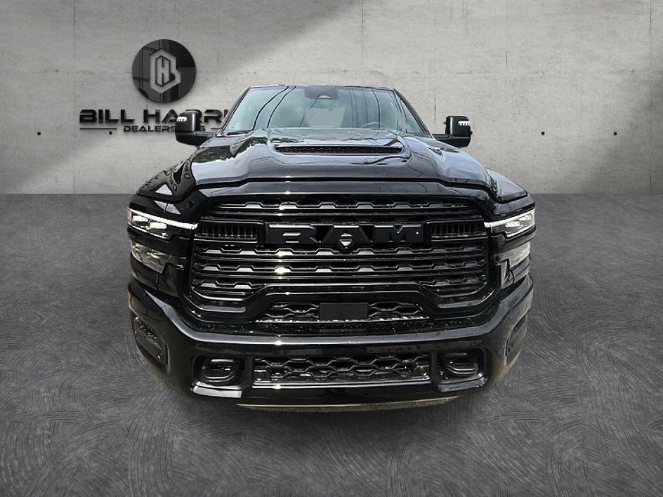 New 2026 Diamond Black Crystal Pearl-Coat Exterior Paint RAM Limited image 2