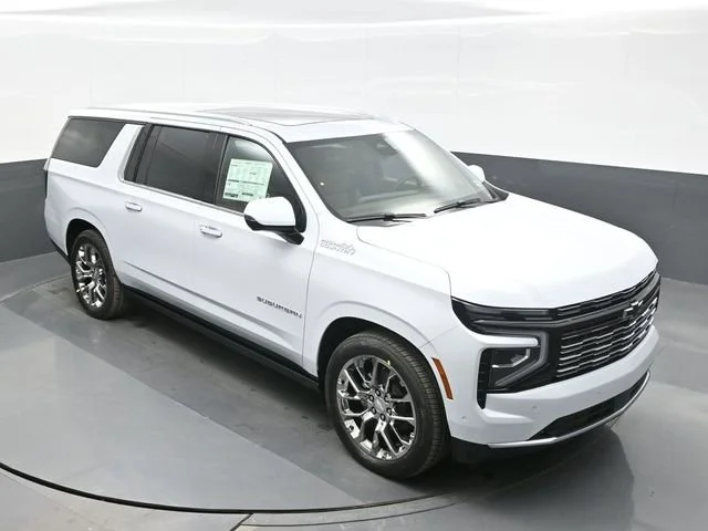 2026 Chevrolet Suburban High Country - Photo 14