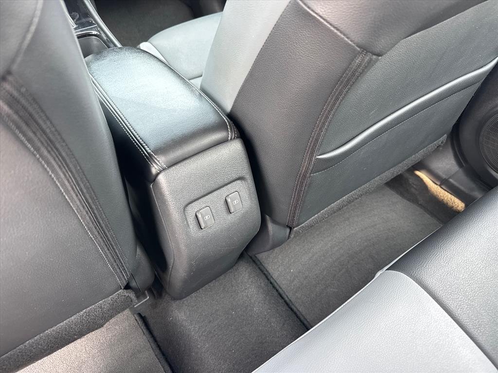 Used 2023 Electric Blue Metallic/Super Black Nissan SR image 15