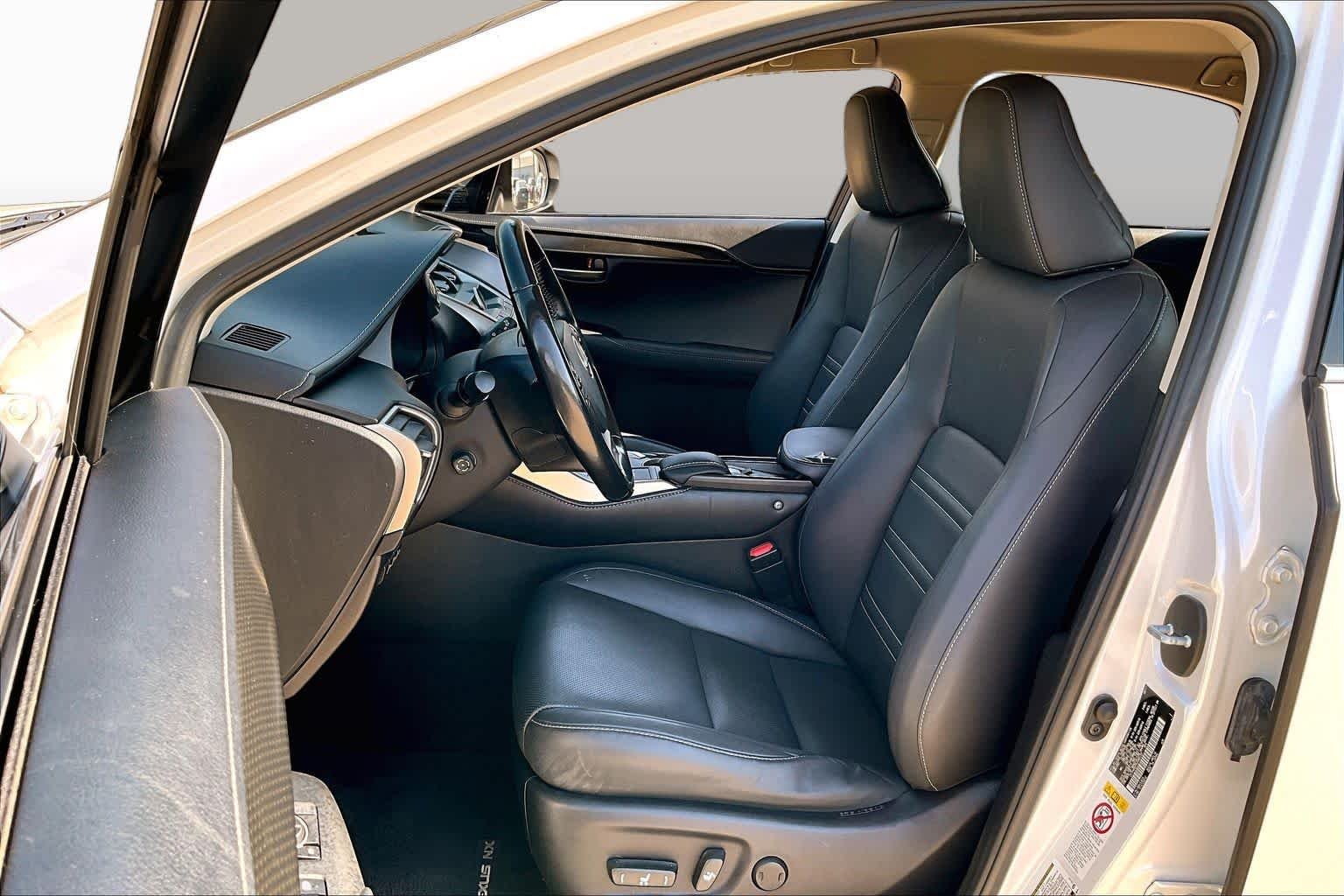 Used 2017 Eminent White Lexus  image 8