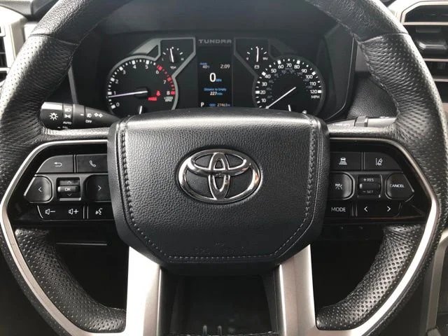 Used 2023 Ice Toyota SR5 image 26