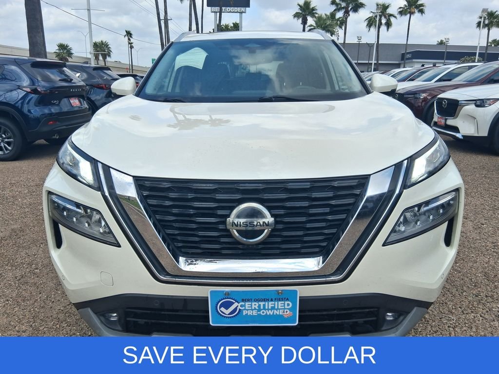 Used 2021 White Nissan SL image 2