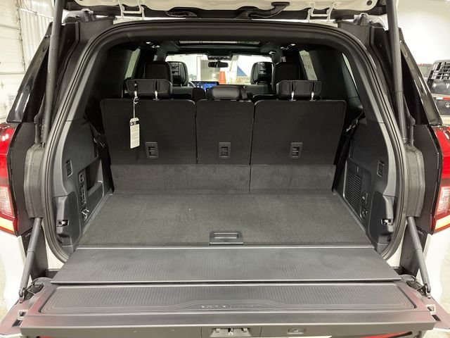 New 2026 Star White Metallic Tri-Coat Ford Tremor® image 25