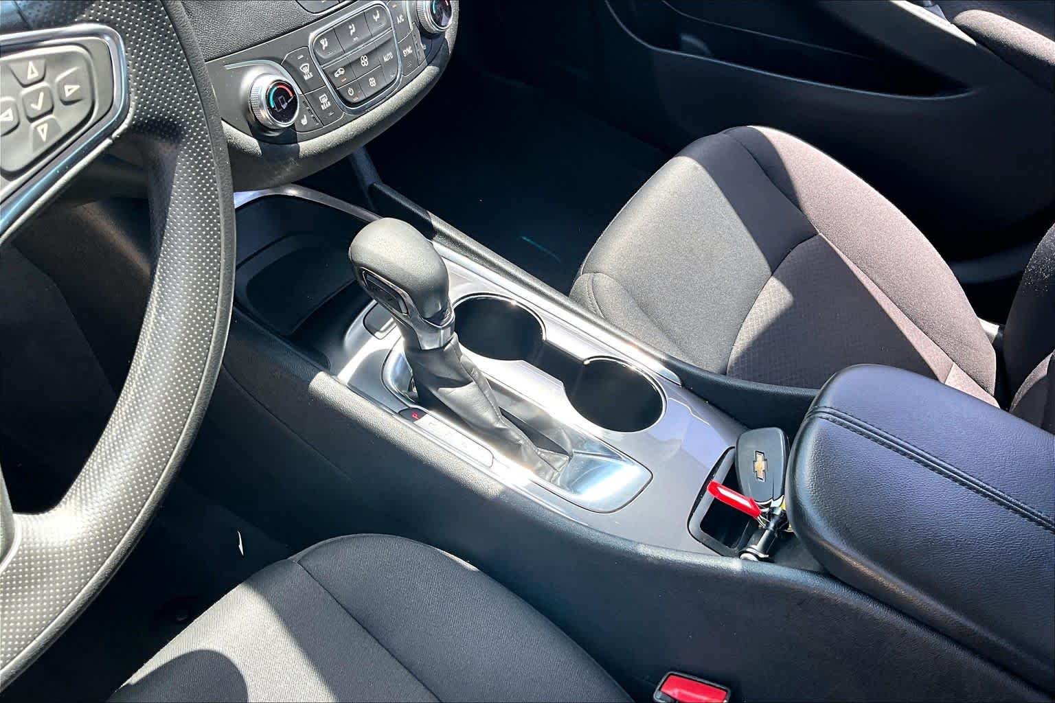 Used 2021 Mosaic Black Metallic Chevrolet LT image 16