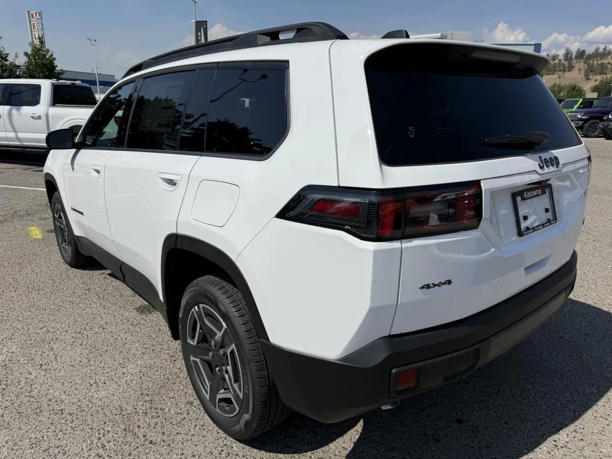 New 2026 White Jeep Limited image 4