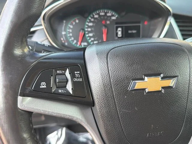Used 2022 Red Chevrolet LT image 29