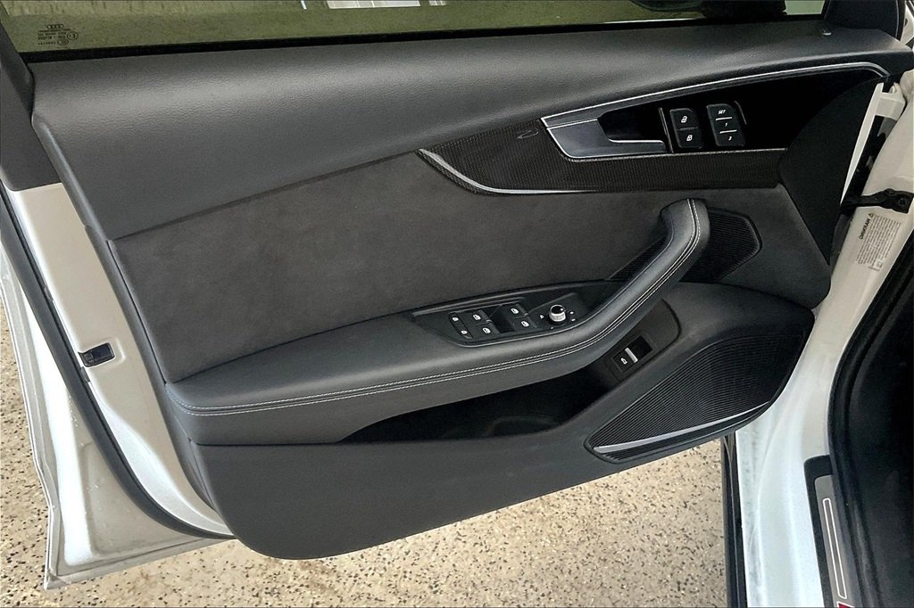 2023 AUDI S4 - Image 19