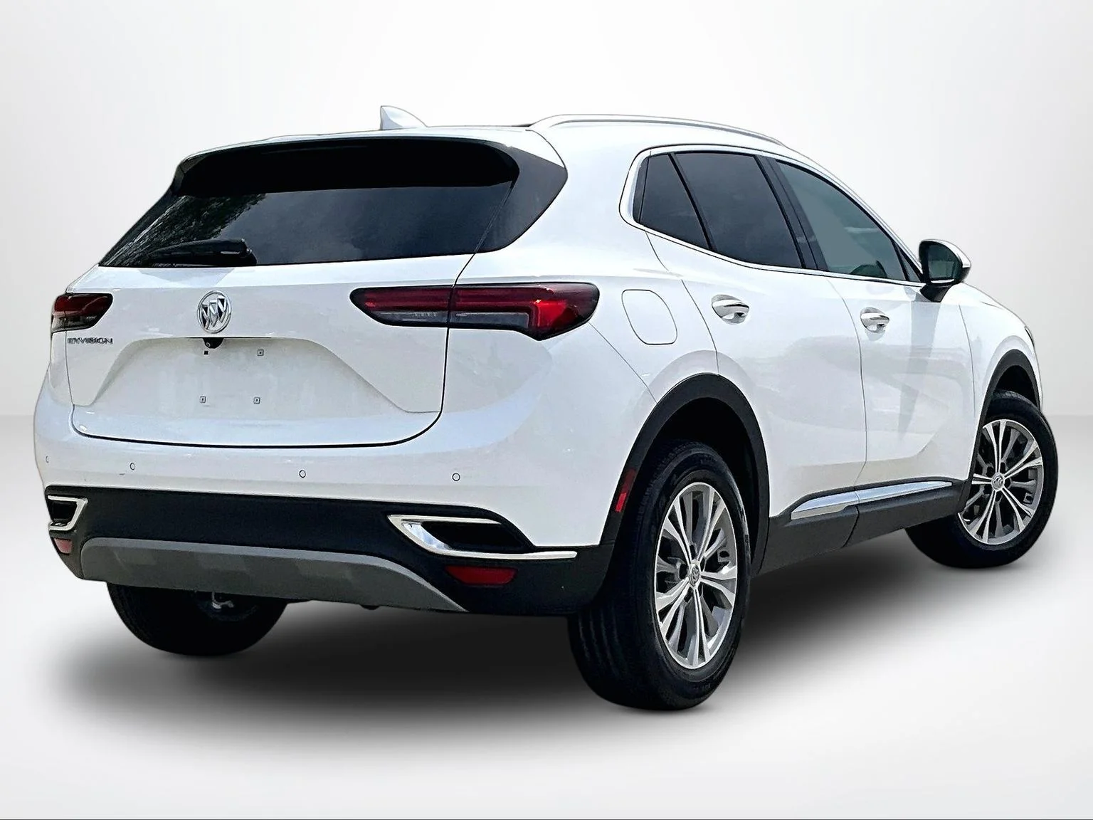 Used 2023 White Buick Preferred image 3