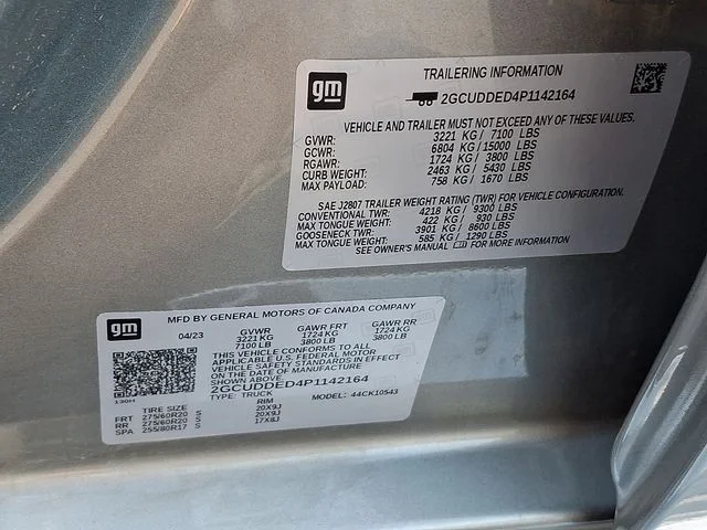 Used 2023 Gray Chevrolet LT image 29