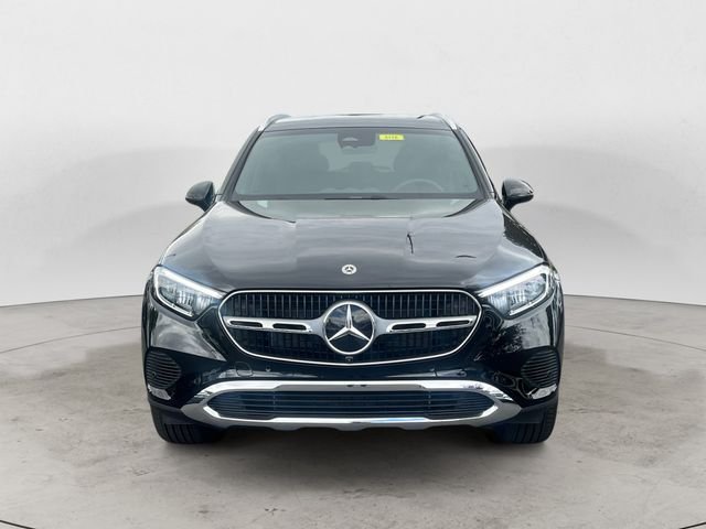 New 2026 Black Mercedes-Benz GLC 300 image 8