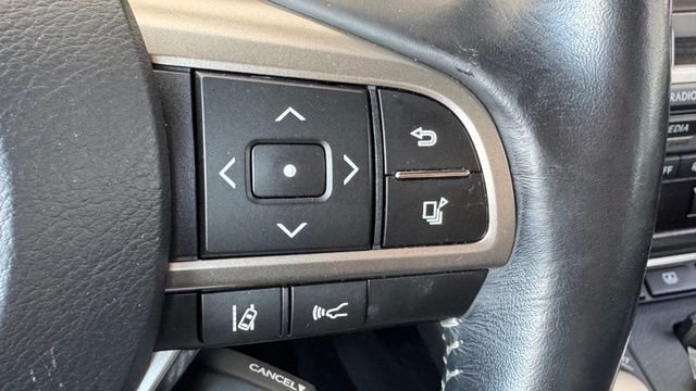 Used 2017 Atomic Silver Lexus 300h image 28