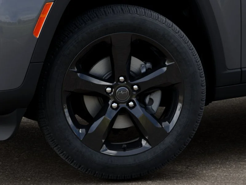 New 2027 Gray Jeep Limited Reserve image 8