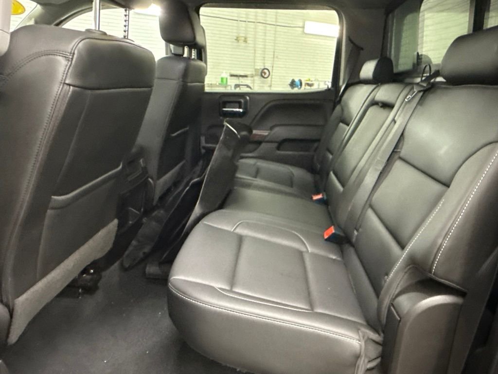 Used 2018 Black GMC SLT image 13