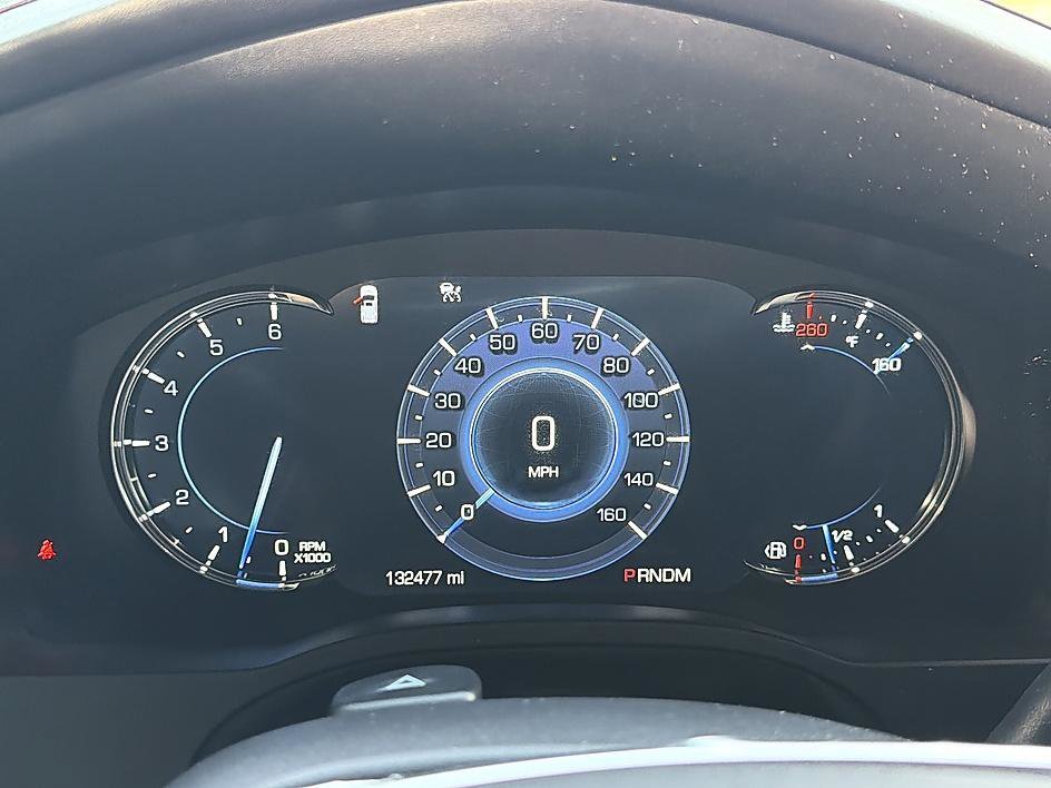 Used 2016 Crystal White Tricoat Cadillac Platinum image 14