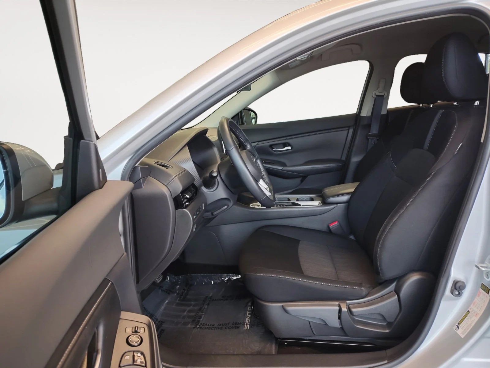 Used 2022 Brilliant Silver Metallic Nissan SV image 22