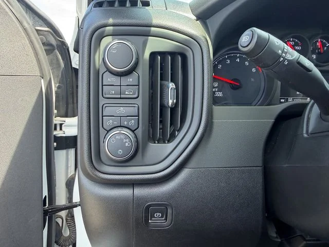 Used 2023 White Chevrolet Custom image 23