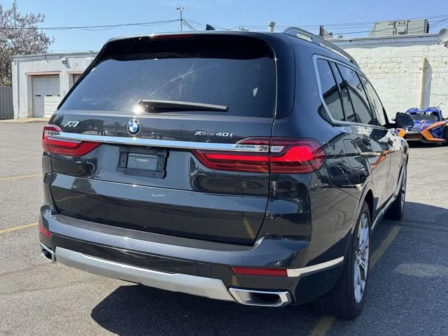 Used 2020 Gray BMW xDrive40i image 9