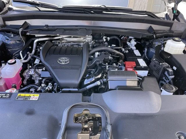 Used 2026 White Toyota XLE image 25