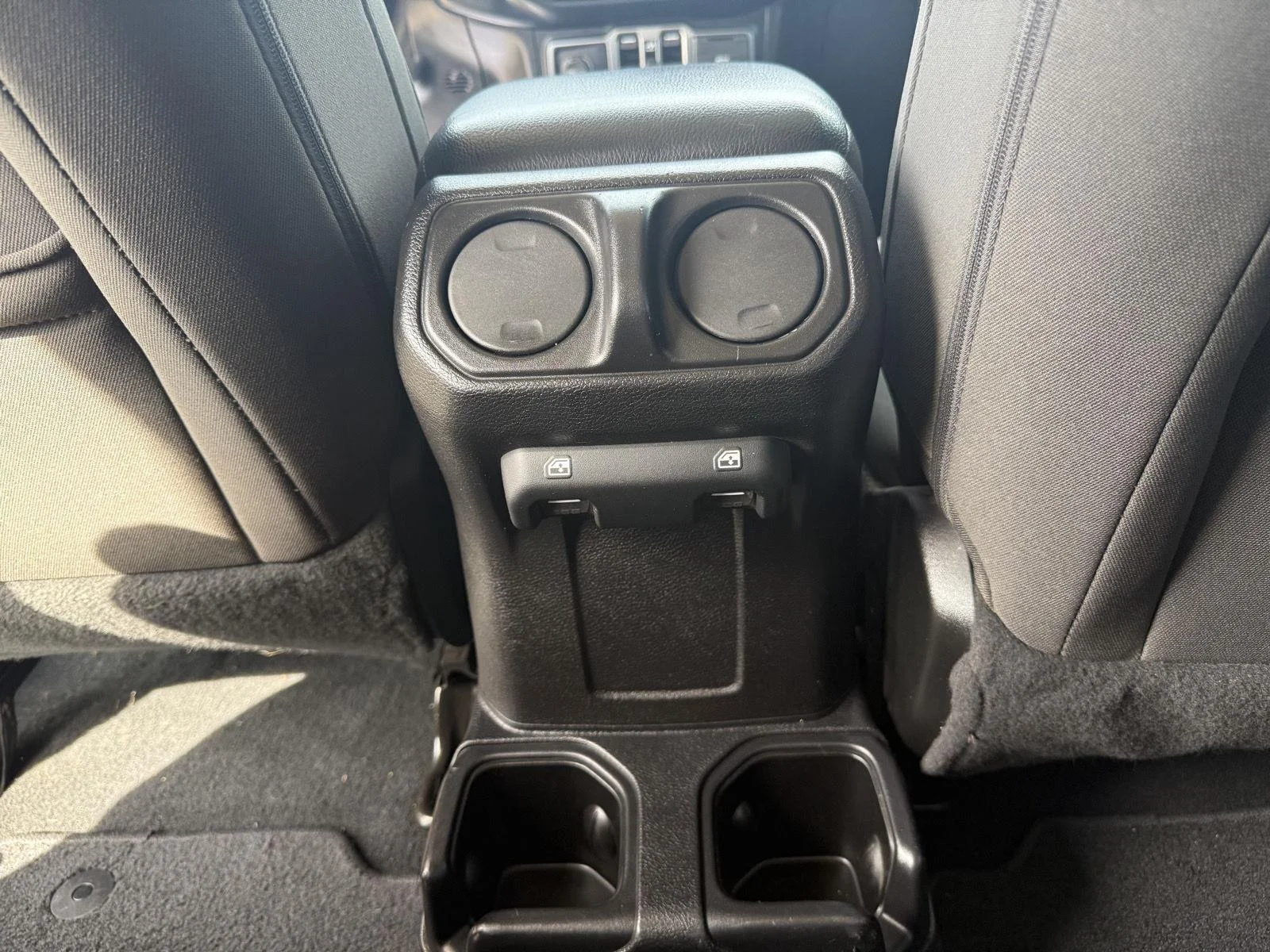 Used 2020 Gator Clearcoat Jeep Sport S image 21