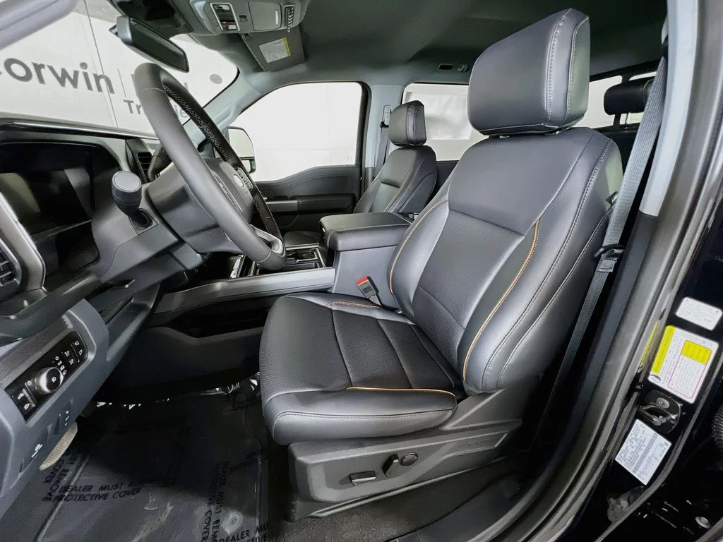 New 2026 Agate Black Metallic Ford Lariat image 25