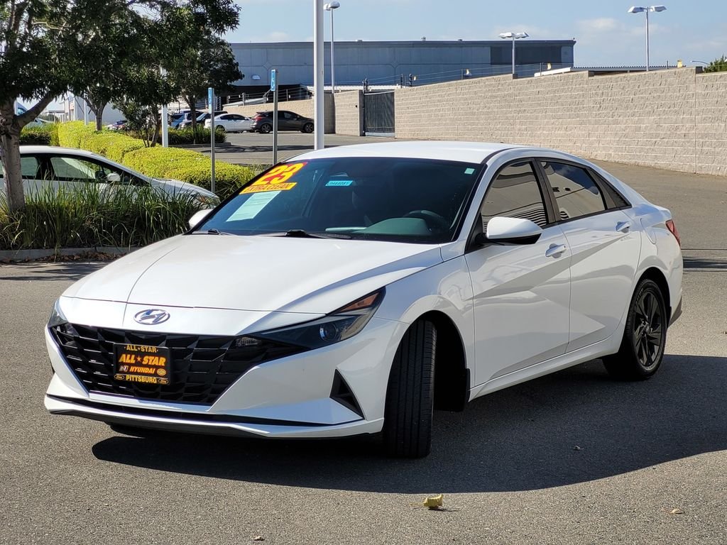 Used 2023 Gray Hyundai SEL image 8