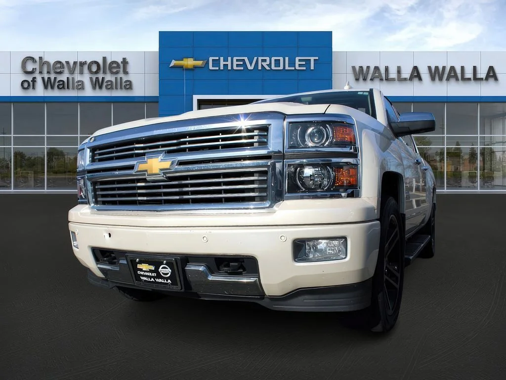 Used 2015 WHITE DIAMOND TRICOAT Chevrolet High Country image 19