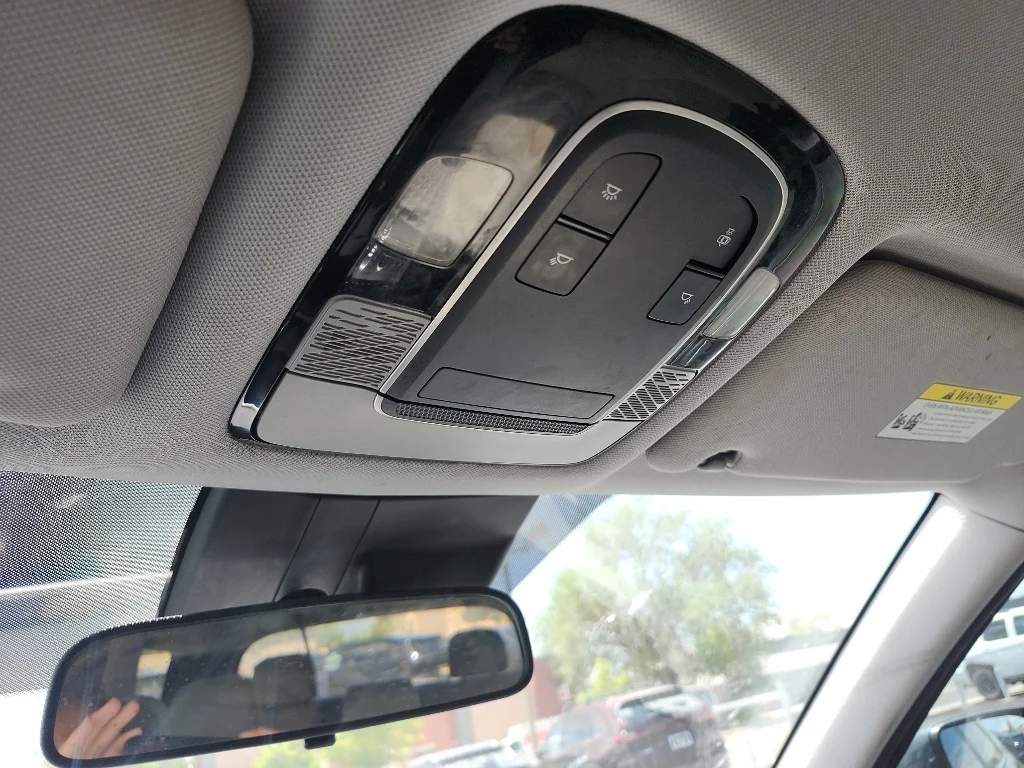 Used 2022 Steel Graphite Hyundai SE image 22