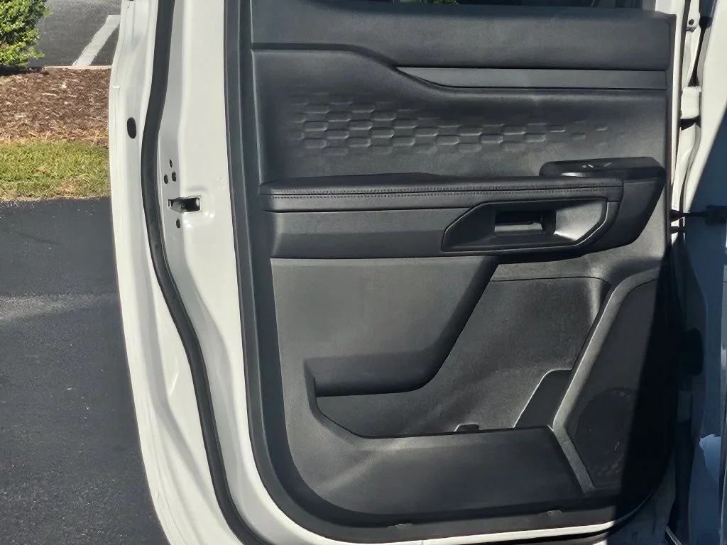 New 2026 White Ford XLT image 32