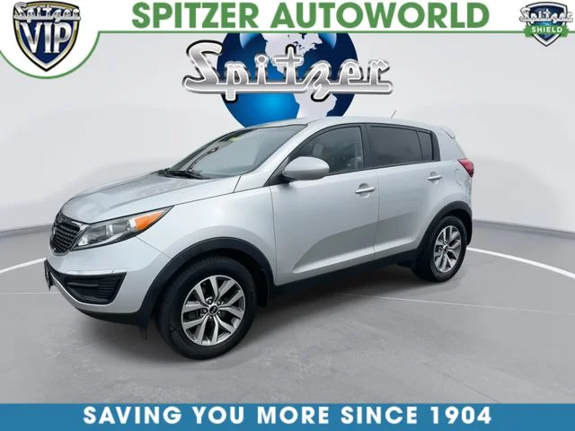 Used 2015  Kia LX image 4